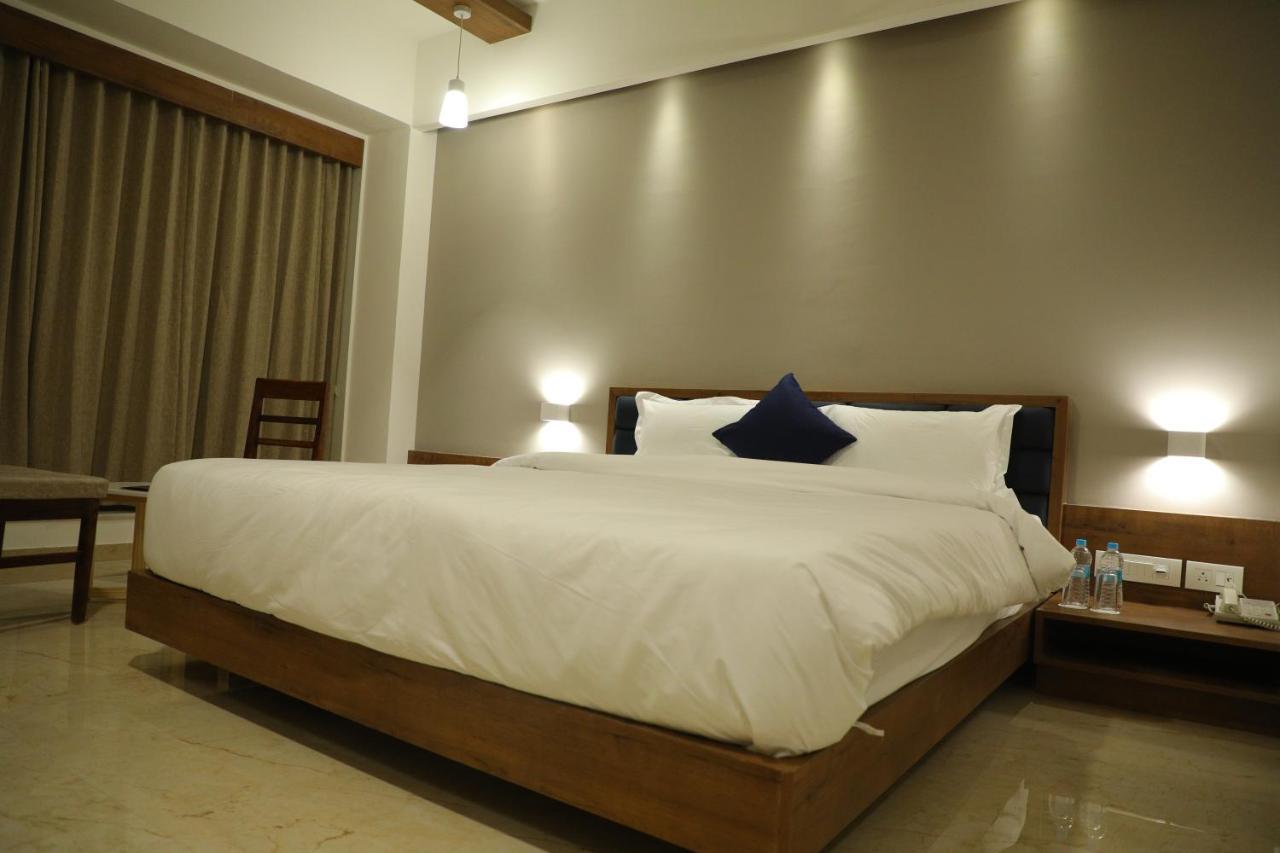 Vits The Somnath Gateway Hotell Eksteriør bilde