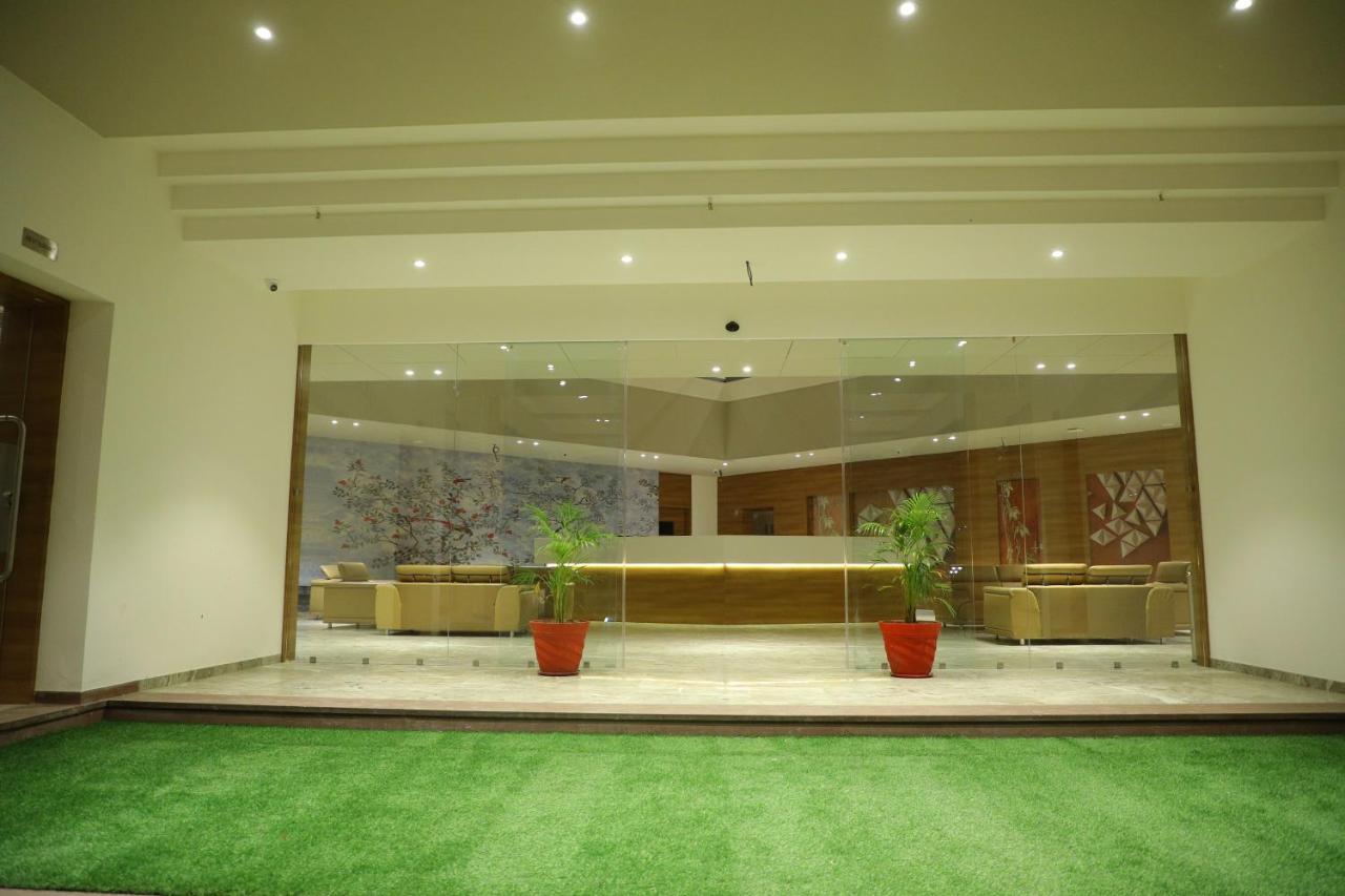 Vits The Somnath Gateway Hotell Eksteriør bilde