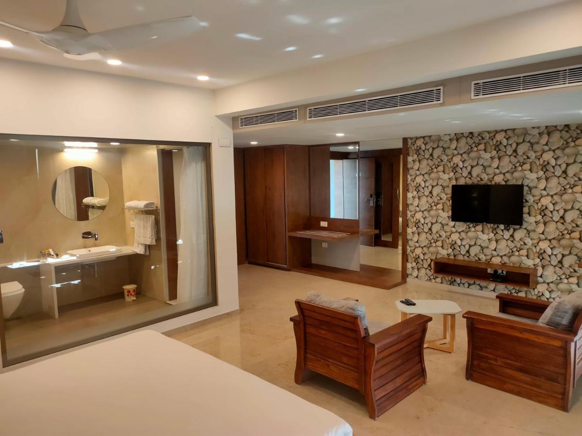 Vits The Somnath Gateway Hotell Eksteriør bilde